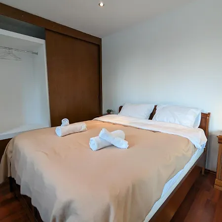 Horizon View - Lakefront Terrace Appartement