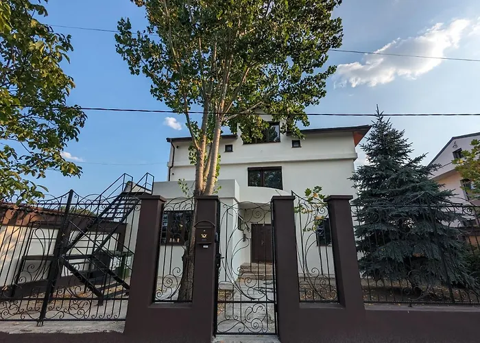 Horizon View - Lakefront Terrace * Bucharest