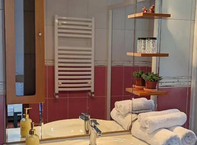 Horizon View - Lakefront Terrace